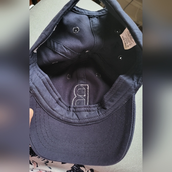 Toddler hat - Picture 3 of 5